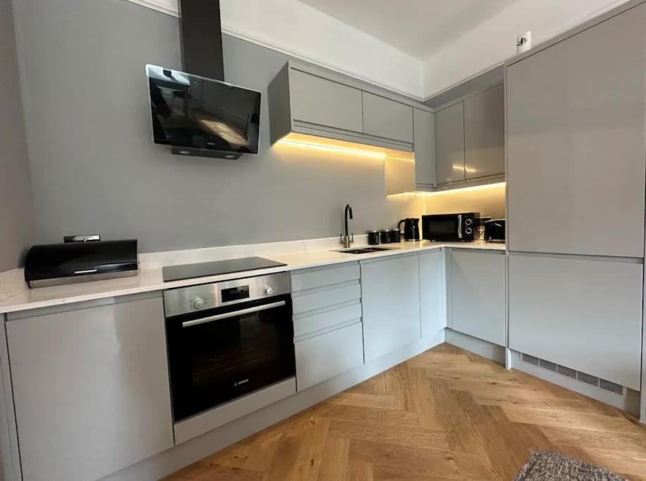 Superior Stay, Sophia Gardens, City Centre And Stadium Sleeps 4 Cardiff Zewnętrze zdjęcie